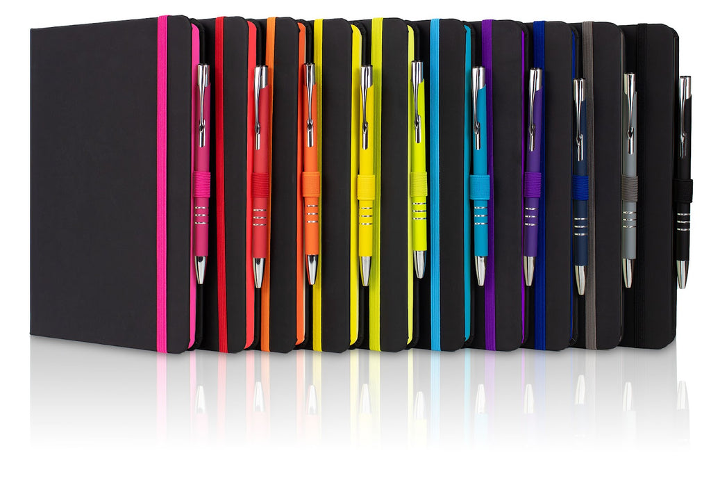 Originals DeNiro Edge A5 – group with pens